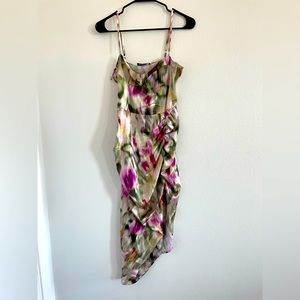 Cider/ illusion runched midi dress/ size m/ brand new